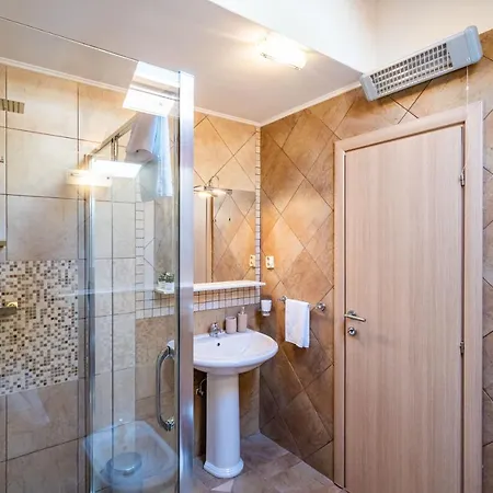 Apartment Marmoris *